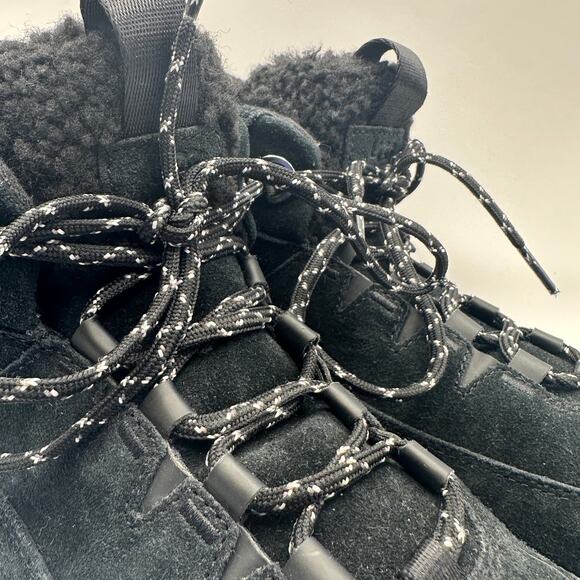 UGG Women's 9.5 TERRETRAIL Cozy Laced up Black SUEDE Sheepskin - Picture 6 of 8